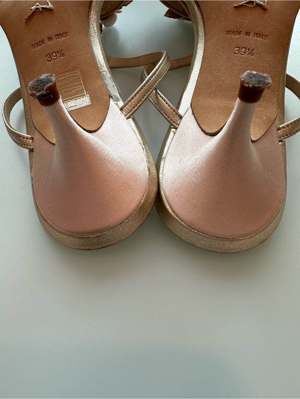 AUTHENTIC ALEXANDRA NEEL Gold Light Pink Satin Floral Thong Sandals - Picture 6 of 11